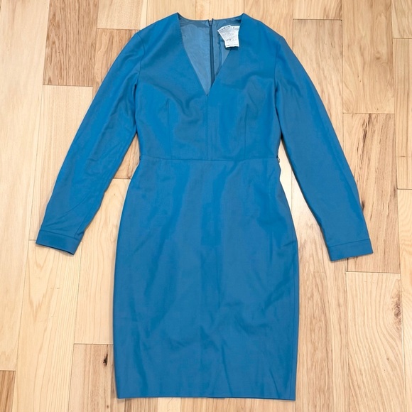 MaxMara Dresses & Skirts - MaxMara Women’s Virgin Wool Teal Long Sleeve Midi Dress